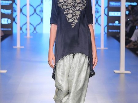 Kyra Black Embroidered High-Low Kurta Sale